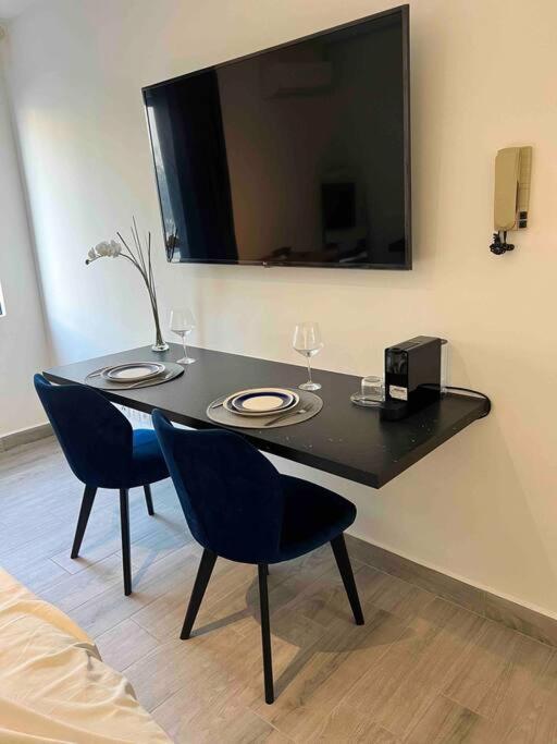 T1 - Le Paille En Queue - Neuf, Vue Jardin, 11Min Aeroport Apartman Saint-Denis Kültér fotó